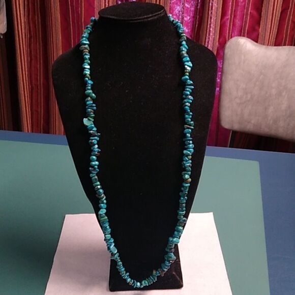 Turquoise Polished Nuggets/Chips Beaded Necklace Southwest Granny Chic - Picture 2 of 6